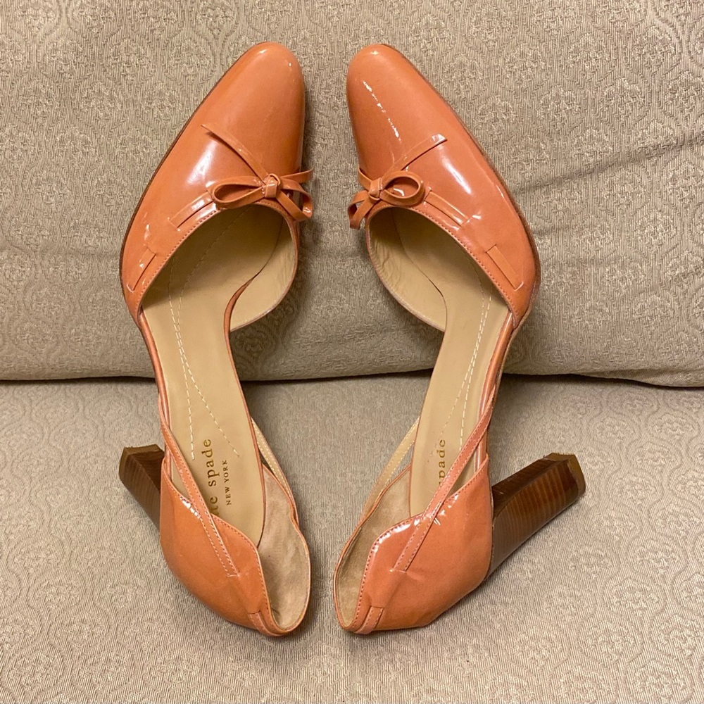 Kate Spade Coral D’Orsay Patent Leather Heels. - Picture 5 of 12